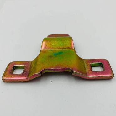 Прижим косы жатки Z32690 John Deere